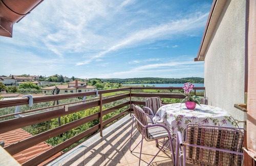 Pomer Apartment | Seaside Retreat at Ana Pomer: Double Room with Pool Access