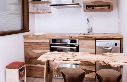 Kaysersberg-Vignoble Apartment | Discover App'Art - Le T: 2BR Retreat with Sauna & Terrace