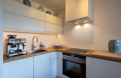 La Tzoumaz Apartment | Experience Comfort at App. Bellevue B 5.19 with Pool & Dining