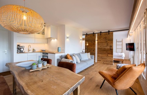 La Tzoumaz Apartment | Experience Comfort at App. Bellevue B 5.19 with Pool & Dining
