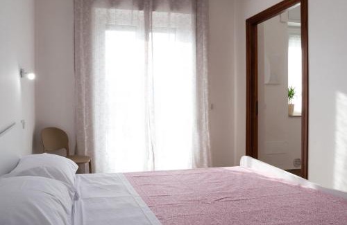 Fondi Apartment | Guest Rated 9.6: App.Carrera Fondi with Family Amenities