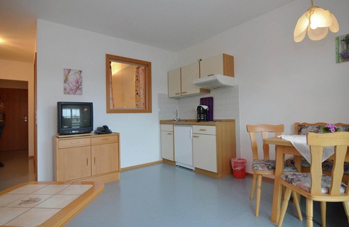Rotthalmuenster Apartment | Enchanting Apartment with Terrace & Garden - Guest Rated 10/10