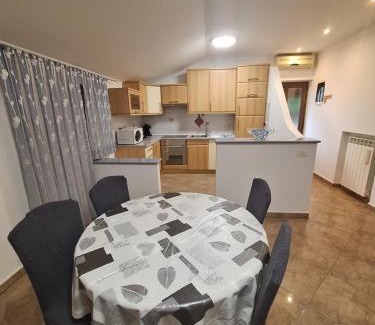 Radini Apartment | Pet-Friendly App Keti with Exceptional 9.2 Guest Rating