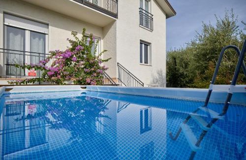 Solarolo Apartment | Pet-Friendly App. Mimosa Minerva with Pool & High Ratings