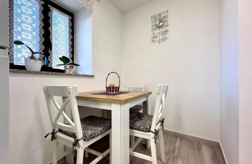 Sveti Bartol Apartment | Guest Rated 9.7: Family-Friendly Stay at App Parenzana