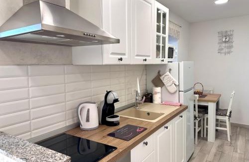 Sveti Bartol Apartment | Guest Rated 9.7: Family-Friendly Stay at App Parenzana