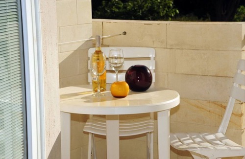 Otranto Apartment | Modern App. "PORTO RUSSO" - Guest Rated 9.4 with Breakfast