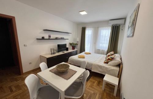 Stara Pazova Apartment | Pet-Friendly App Titan with 9.3/10 Guest Rating
