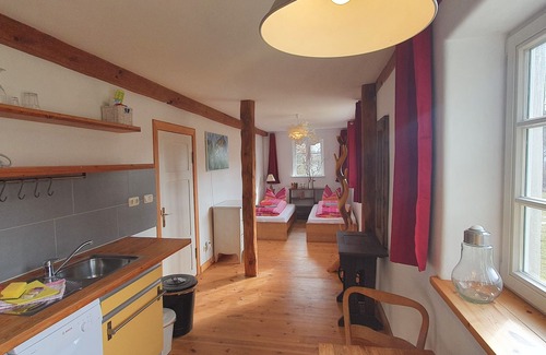 Pantow Apartment | Idyllic App. Tueddelkroms: Ocean Views & Barbecue Bliss