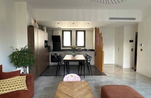 Saint-Laurent-du-Var Apartment | App with garden 50 m from beaches and restaurants