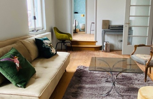 Neustadt-Diedesfeld Apartment | Cozy Apartment with Bedroom & Kitchen Amenities - Millésime