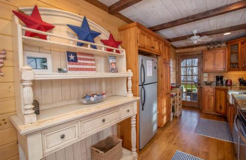 Boone House | Appalachian Escape: Pet Friendly with Spa & Breakfast