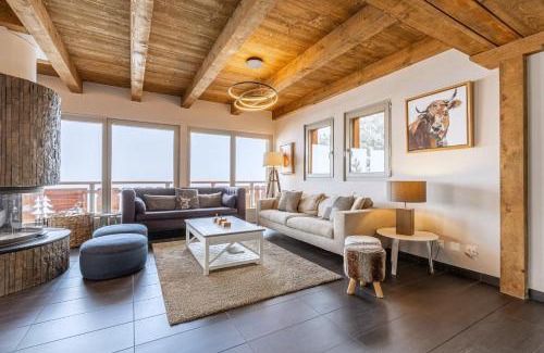 Saint-Pierre-de-Clages Ski Chalet | Appaloosa Chalet - Family-Friendly Retreat with 10/10 Reviews
