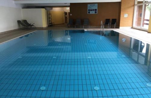Maria Alm am Steinernen Meer Apartment | Cozy Apartment with Balcony and Pool Near the Ocean