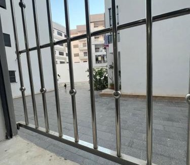 Kenitra Apartment | Apparemment élégant et bien situé dans un appartement sécurisé a kenitra
