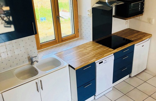Feneyrols Apartment | Apparemment Dans Corps de Ferme