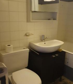 Champel Apartment | Family-Friendly Getaway at Apparemment Genève Hotel