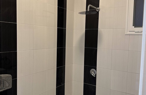 Tunis Apartment | Elegant Apparemment Haut Standing with Kitchen Amenities