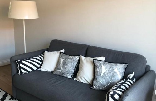 Saint-Jean-de-Luz Apartment | Enchanting Lake View Apartment with Parking in QUARTIER DU LAC