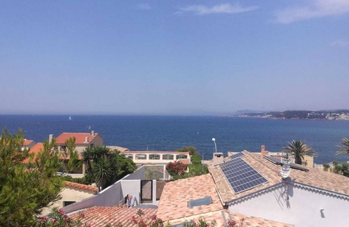 Six-Fours-les-Plages Apartment | Charming Apartment with Breathtaking Sea View in Six Fours