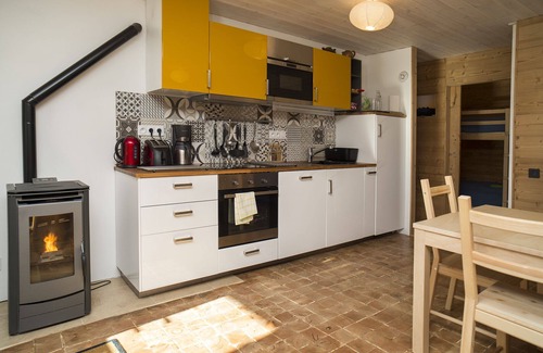 Molines-en-Queyras Apartment | Comfortable 3-Bedroom Apartment with Lake Views & Pool