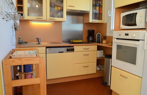 Leucate Apartment | Family-Friendly Appart with Pool & Ocean View in Port Leucate