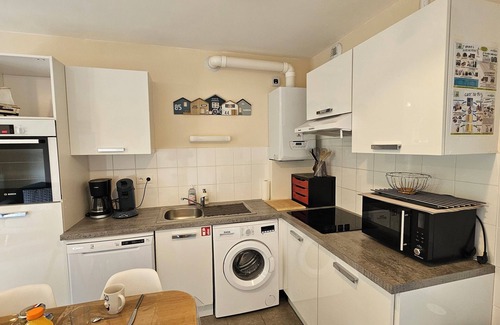 Saint-Valery-sur-Somme Apartment | Family-Friendly Appart 4* in St Valery-sur-Sur Mer with Pool