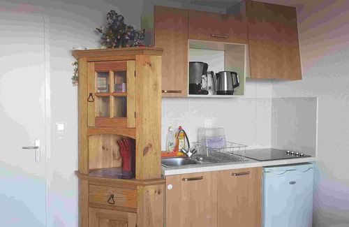 Thollon-les-Memises Apartment | Idyllic Appart for 4 - Lake View & Pool in Thollon