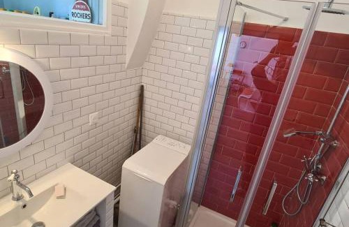 Remalard-en-Perche Apartment | Charming Appart 70s in the Heart of Perche - Rated 9/10