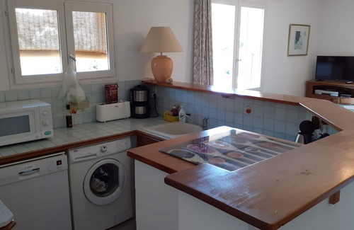Vaison-la-Romaine Apartment | Ideal Appart with Pool & Garden in Vaison la Romaine