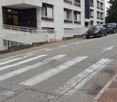 Aix-les-Bains City Center Apartment | Budget-Friendly Appart Aix: Ideal for Families & Guests