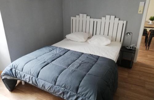 Saint-Laurent-sur-Sevre Apartment | Discover Appart-alma: Family-Friendly Retreat with Top Reviews