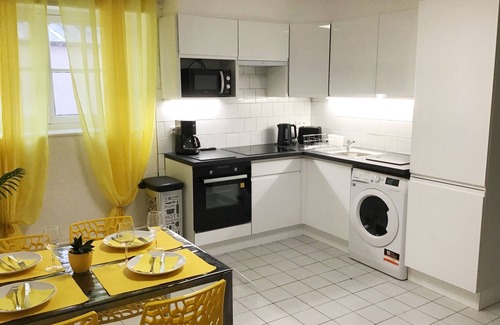 Lourdes Apartment | Cozy Appart Atena with Pool & Parking Near Sanctuaire
