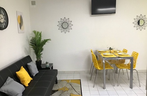 Lourdes Apartment | Cozy Appart Atena with Pool & Parking Near Sanctuaire