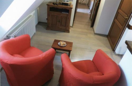 Cassuejouls Apartment | Pet-Friendly Appart'Aubrac - Rated 9.5/10 by Guests