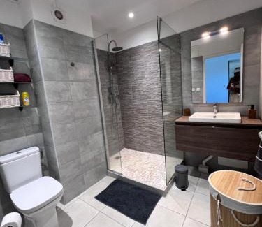 Le Carbet Apartment | Tranquil Appart Calme Vue Mer with Sea View and Family Comfort