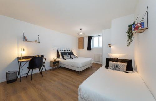 Blaye Apartment | Central Location with Comfort for Families and Pets