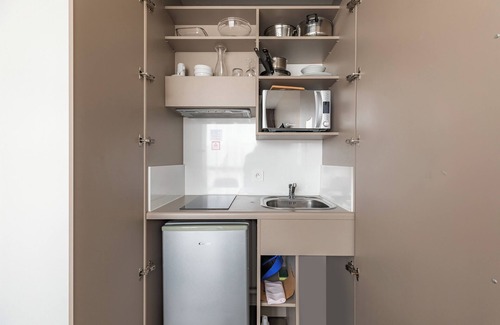 Cesson-Sevigne Apartment | Modern Appart'City Confort Rennes – Cesson Sévigné Escape