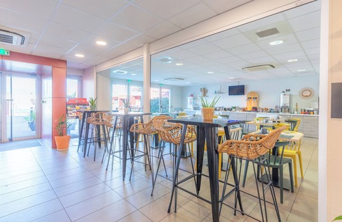 Cornebarrieu Apartment | Discover Appart'City Confort Toulouse with Pool & Spa