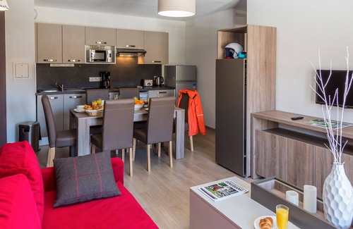 Plagne Villages Condo | Cozy Appart de Montagne with Free Wi-Fi and Pool Access