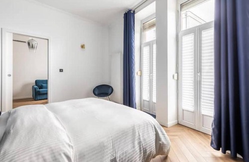 Poincare Apartment | Elegant Appart Deluxe Privé Strasbourg Centre with Free Parking