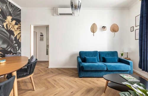 Poincare Apartment | Elegant Appart Deluxe Privé Strasbourg Centre with Free Parking