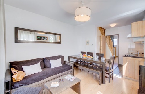 Peyragudes Condo | Cozy Duplex Near Two Ski Stations with Spa & Breakfast