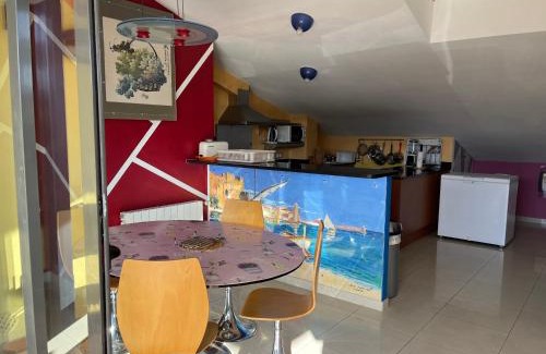 Roses Town Center Apartment | Top-Rated Appart Duplex Roses Plage with Oceanfront Views