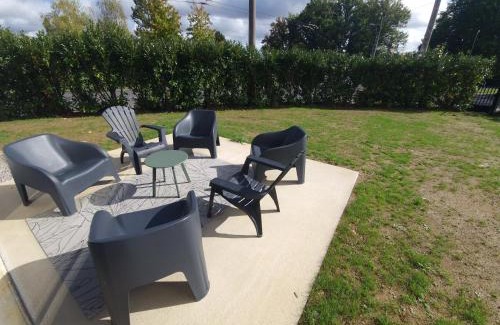 Limoges Hotel | Cozy Breakislebed: Suites with Breakfast & Family Amenities