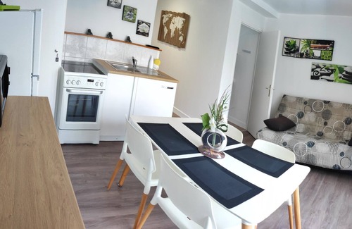 Les Aix-d'Angillon Apartment | Top-Rated Appart'Hôtel Le Haut Berry with Family-Friendly Amenities