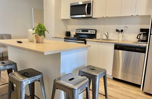 Cite-Universitaire Apartment | Discover Appart-Hôtel L'UNI: Spa, Breakfast & Family-Friendly