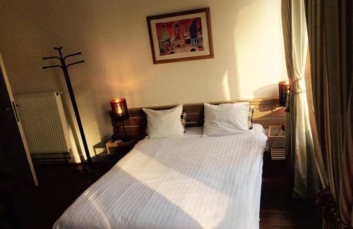 Jourdan Apartment | Cozy Appart-hôtel Maison de la Lune - Family & Pet Friendly