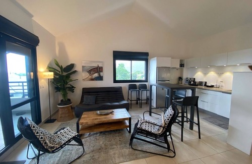 Saint-Leu Apartment | Experience Oceanfront Bliss at Appart Hawaï in St-Leu
