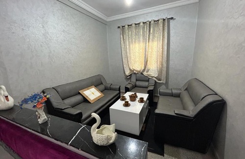 Kelaat M'Gouna Apartment | Family-Friendly Retreat at Appart'Hotel ROSANO Awaits
